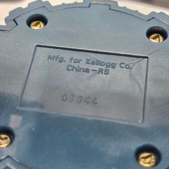 Spider-Man 2 Doc Ock Wrist Device Toy 2004 Kellogg’s Promo Rotating Dome - Picture 6 of 13